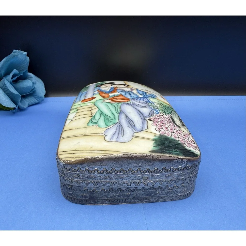 Vintage Chinese Porcelain Silver Plated Shard Trinket Jewelry Box Hand Painted